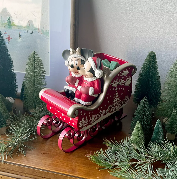 Scentsy Christmas with Disney Micky Mouse and Minnie Mouse Warmer